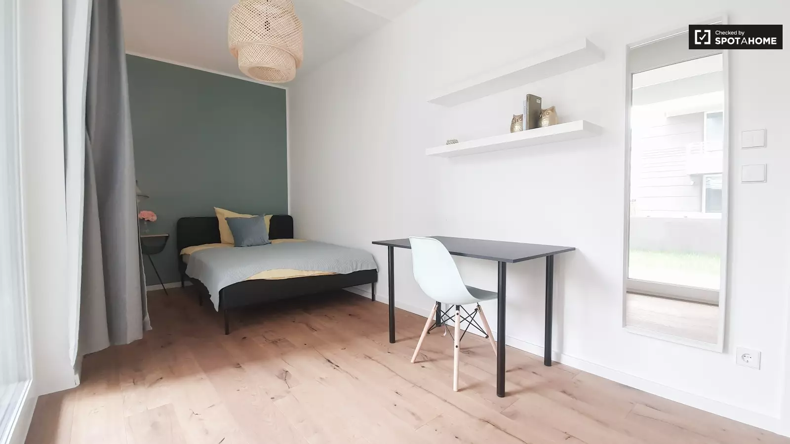 Zimmer Kronenstraße in Berlin