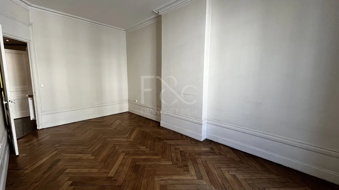 Flat Avenue Jean Jaurès in Lyon