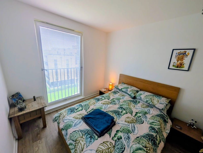 Room Ashgrove Road in Glasgow