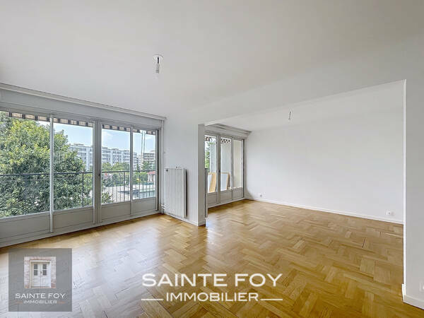 Flat Boulevard des Provinces in Sainte-Foy-lès-Lyon