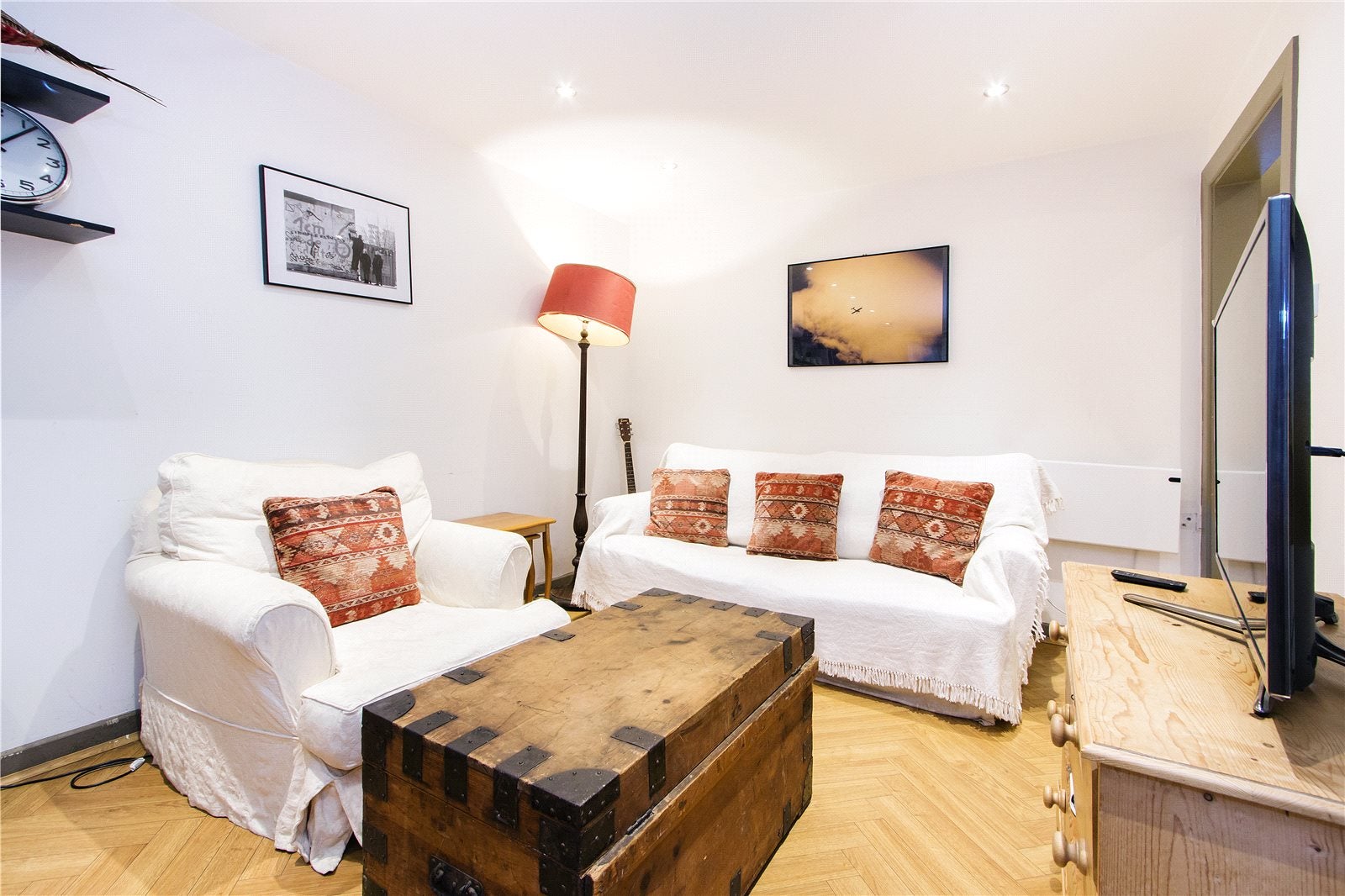 Flat Horton Road in Greater London