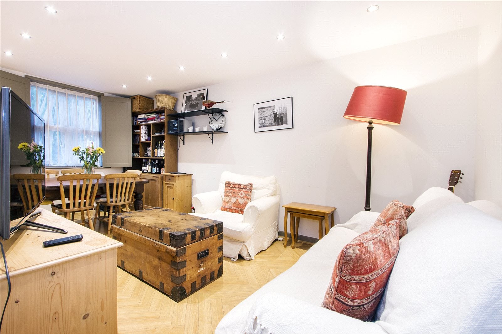 Flat Horton Road in Greater London