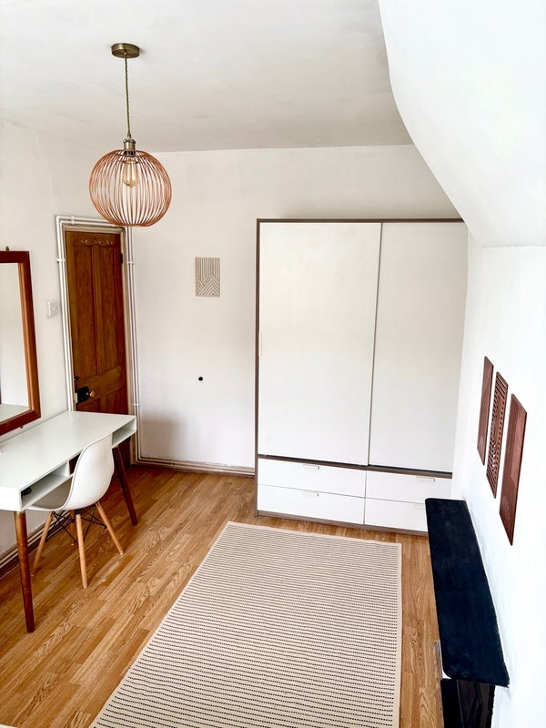 Room Pardoner Street in Greater London
