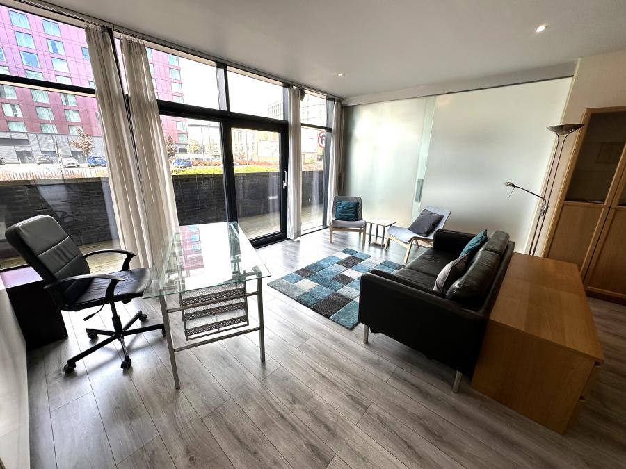 Flat Lancefield Quay in Glasgow