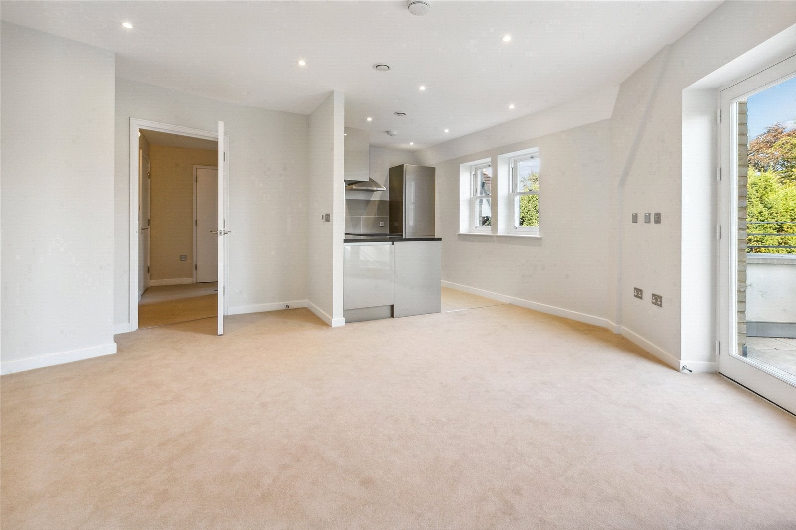 Flat Burlington Gardens in Greater London