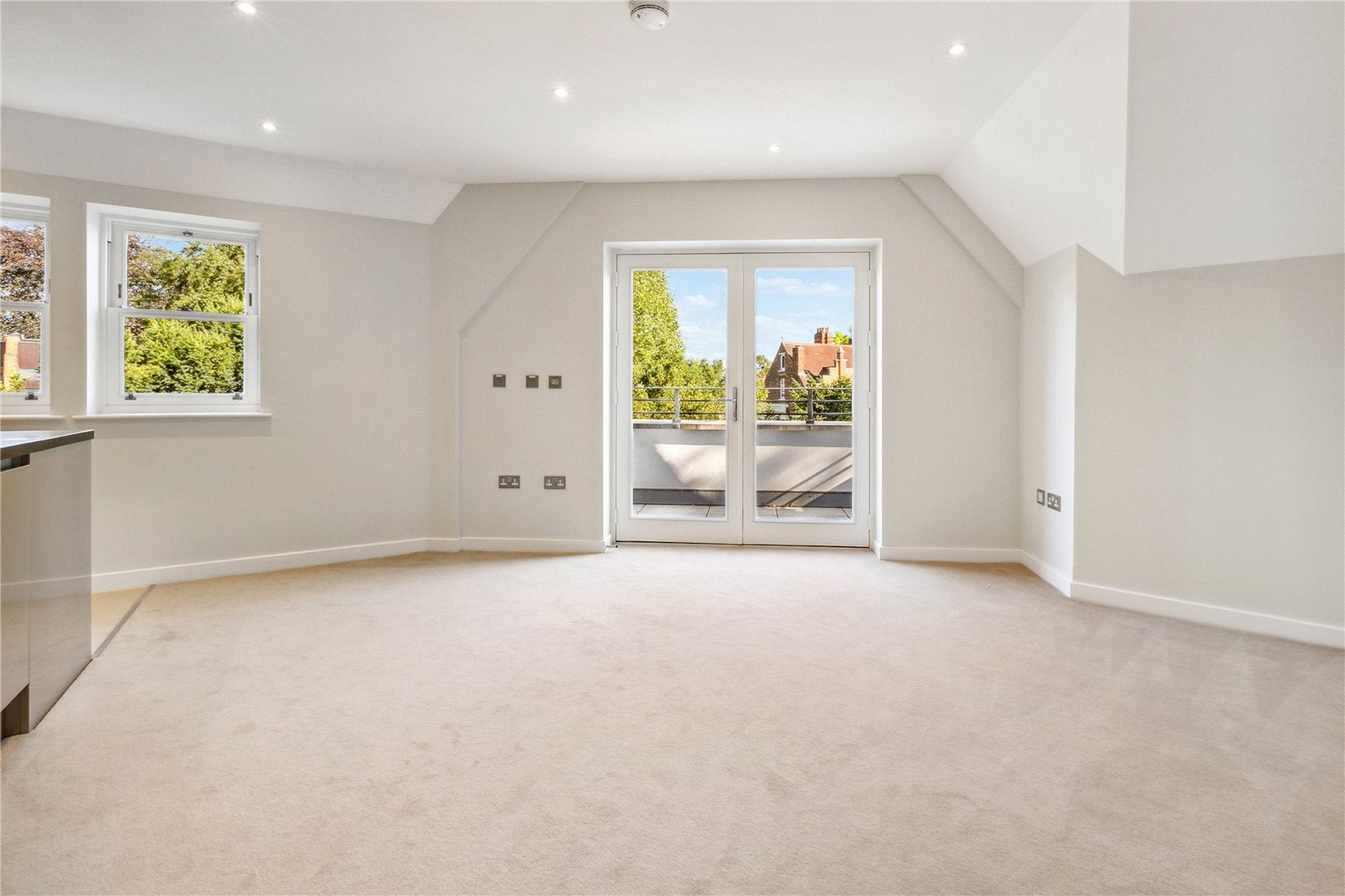 Flat Burlington Gardens in Greater London