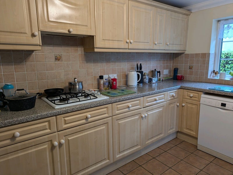 Room Hanham Road in Corfe Mullen