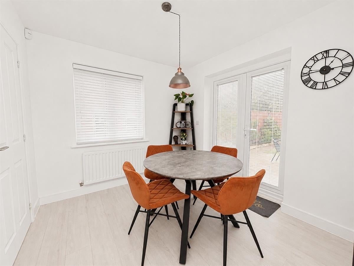 House Mayfly Mews in Biddenham