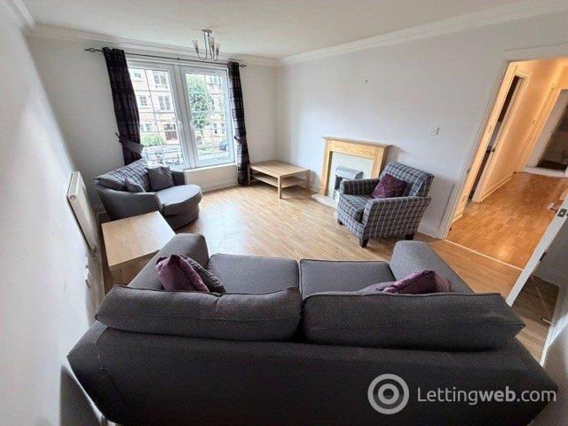 Flat Powderhall Rigg in Edinburgh