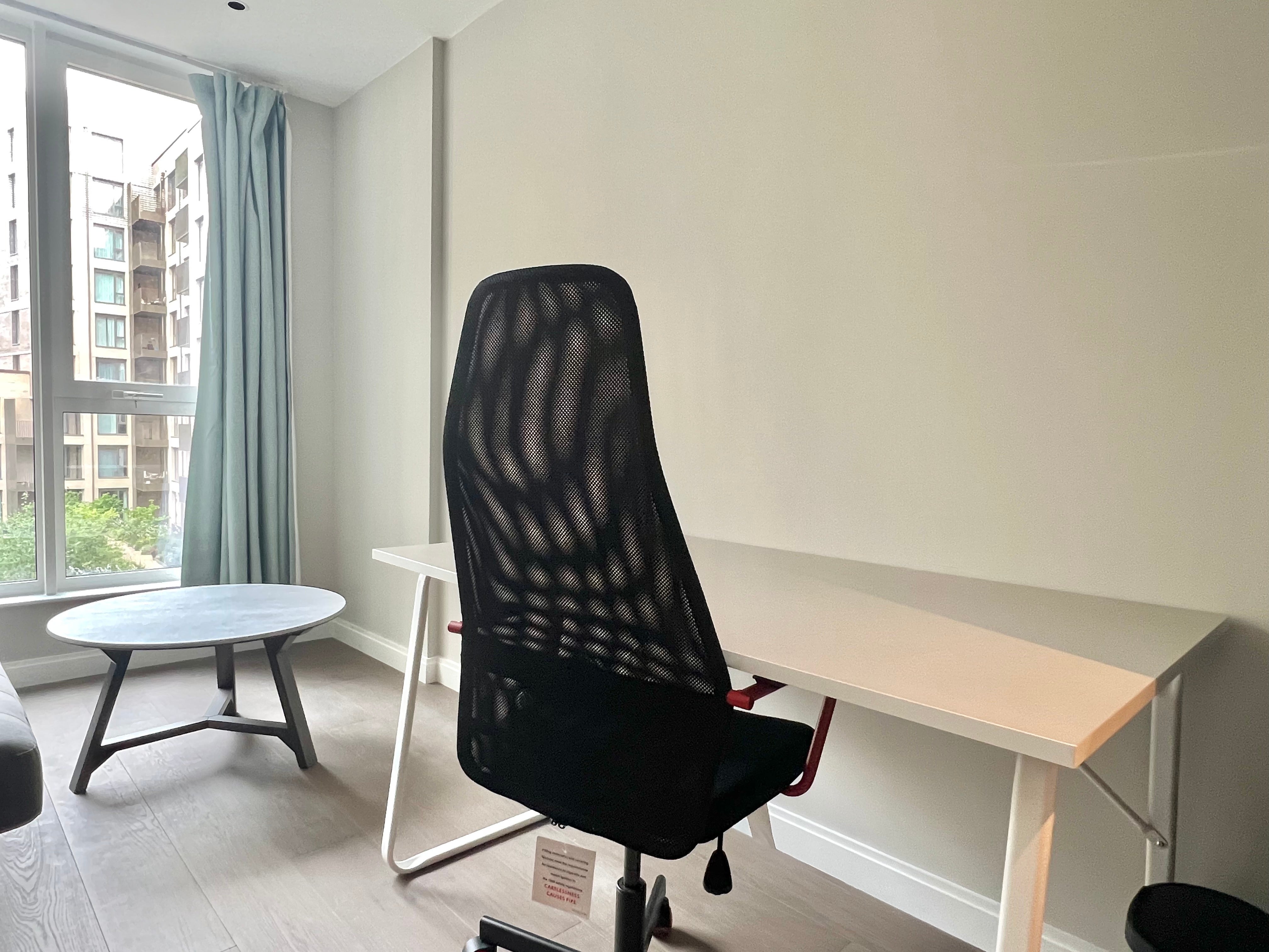 Flat Kennington Lane in Greater London