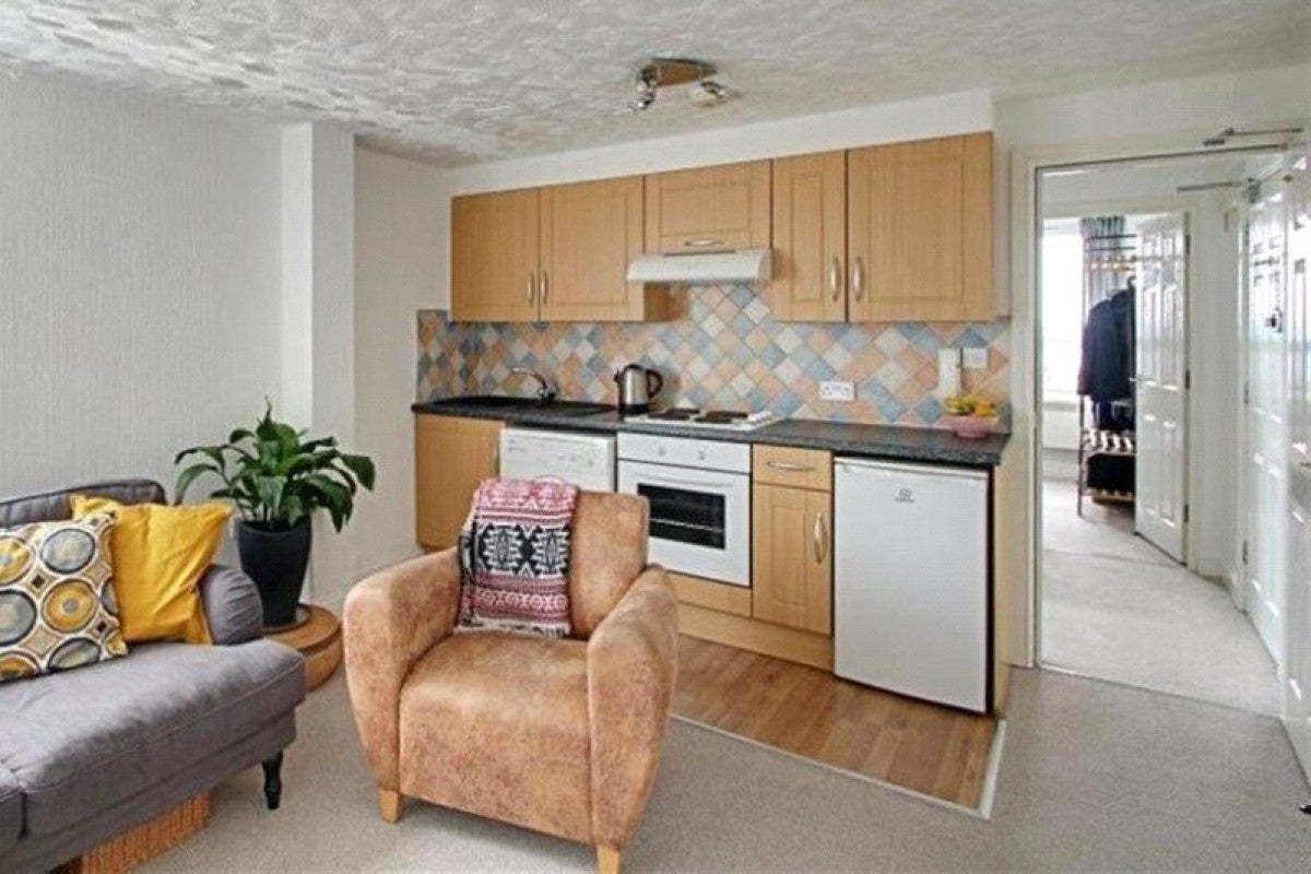 Flat Woodborough Road in Nottingham