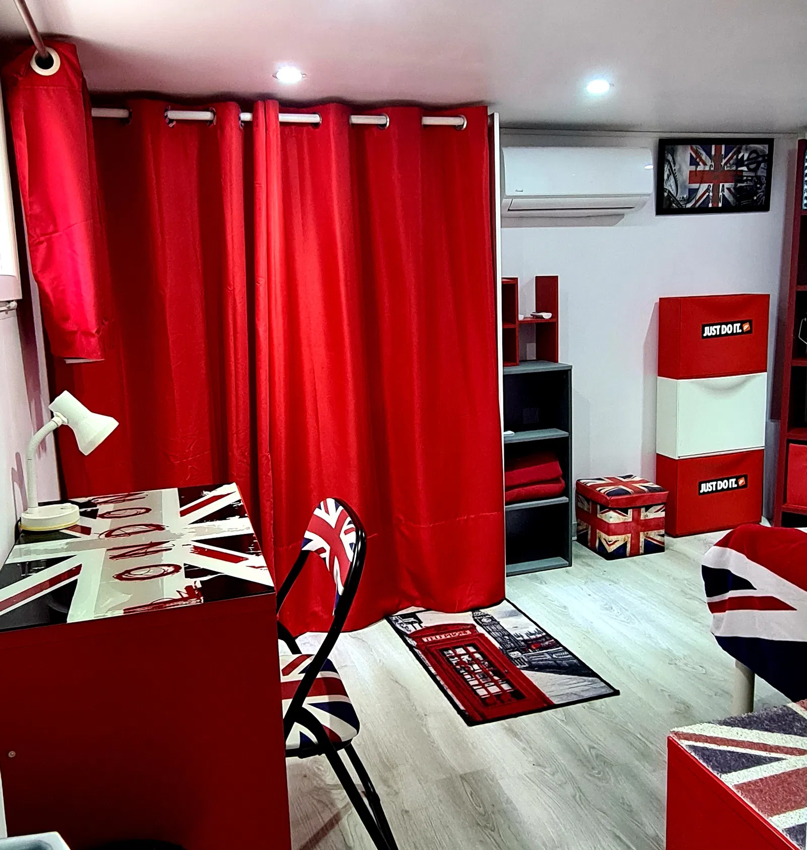 Room Allée Jean Renoir in Ris-Orangis