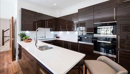 Flat Hammersmith Broadway in Greater London