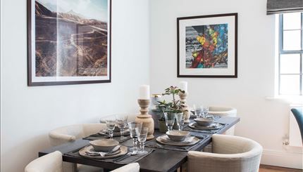 Flat Hammersmith Broadway in Greater London