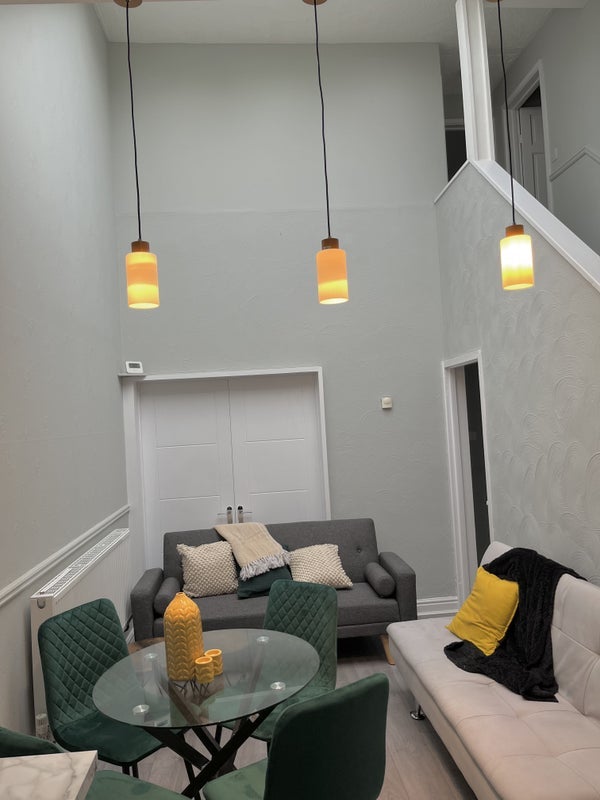 Room Whitcroft in Basildon