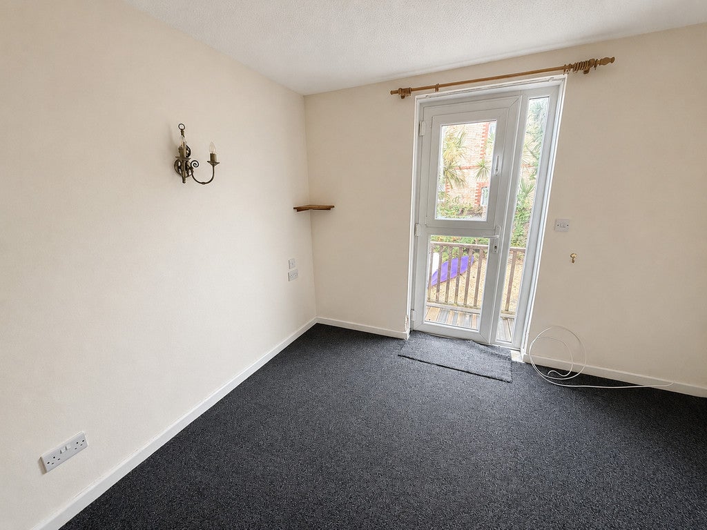 Flat Grosvenor Road in Paignton