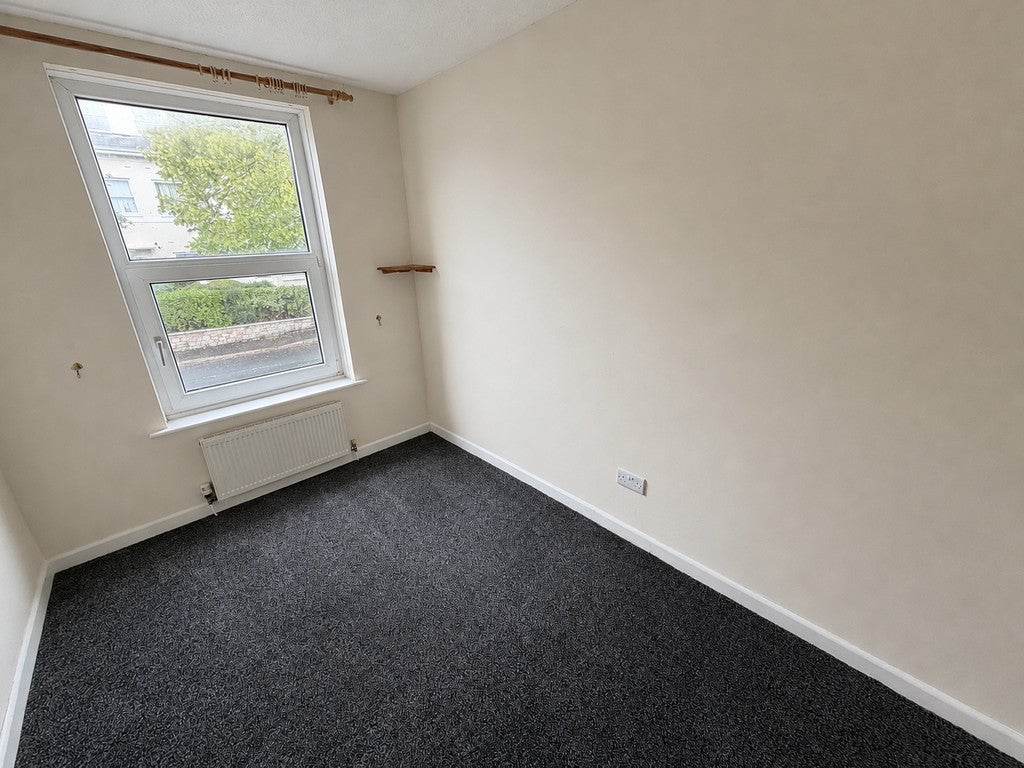 Flat Grosvenor Road in Paignton