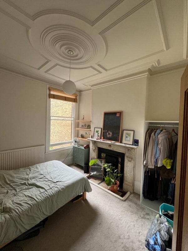 Room Pemberton Road in Greater London