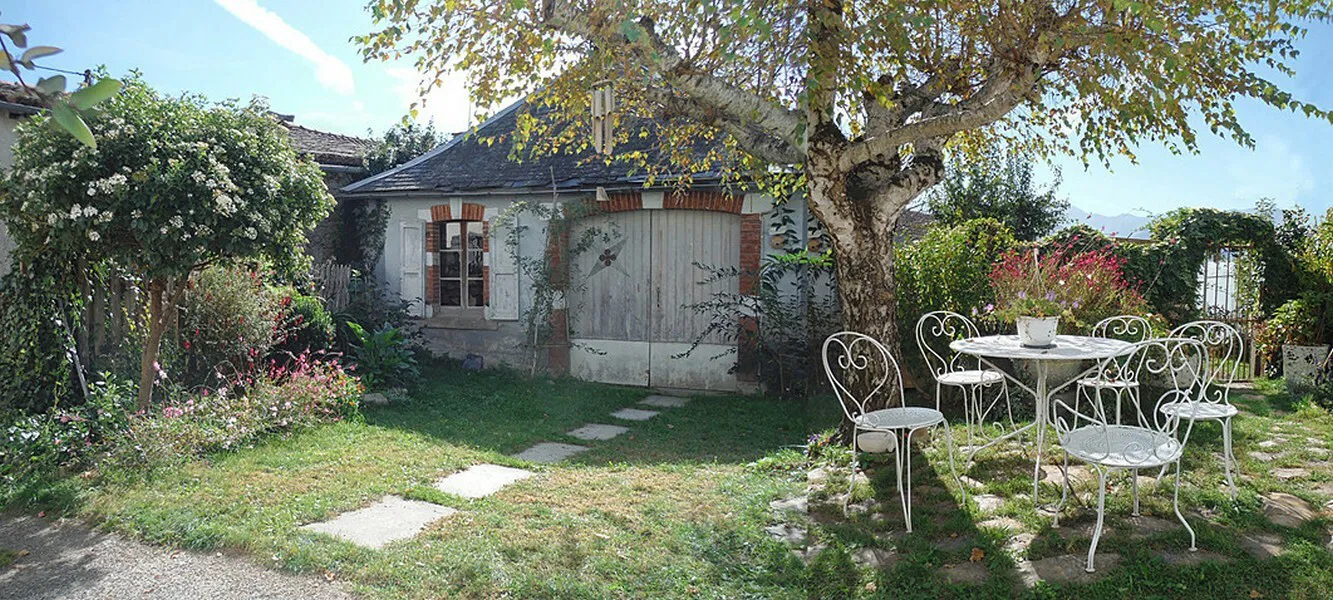 Room Rue Principale in Soulan