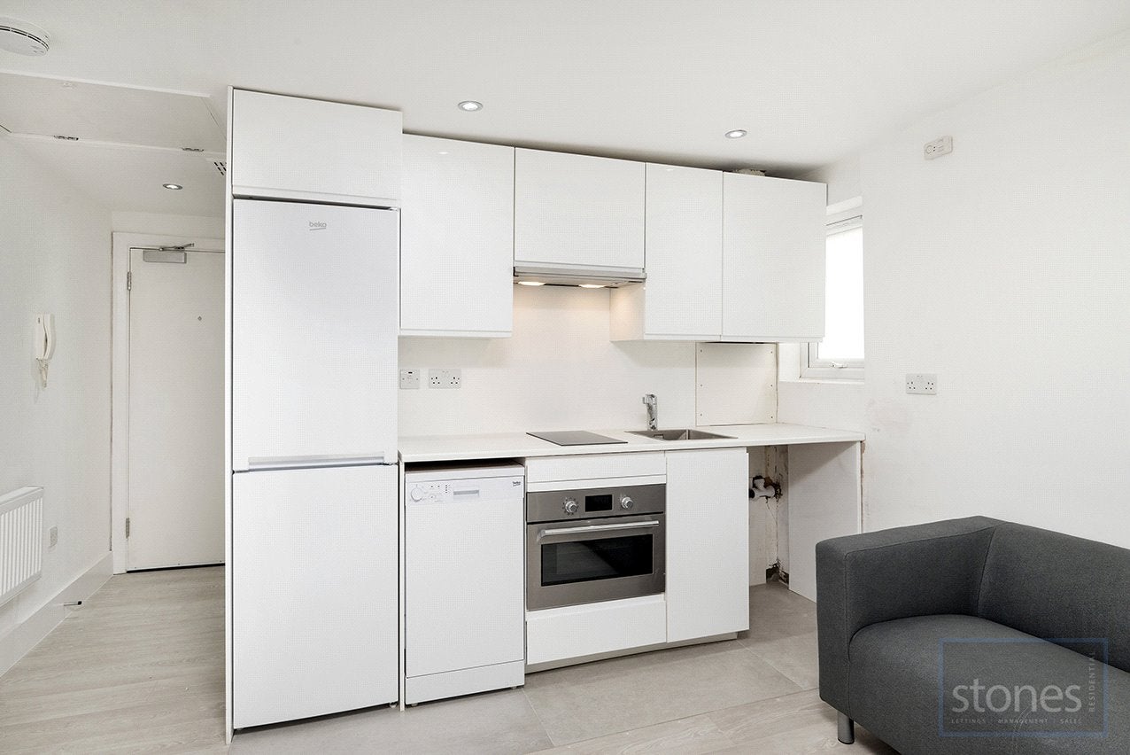 Flat Ulysses Road in Greater London