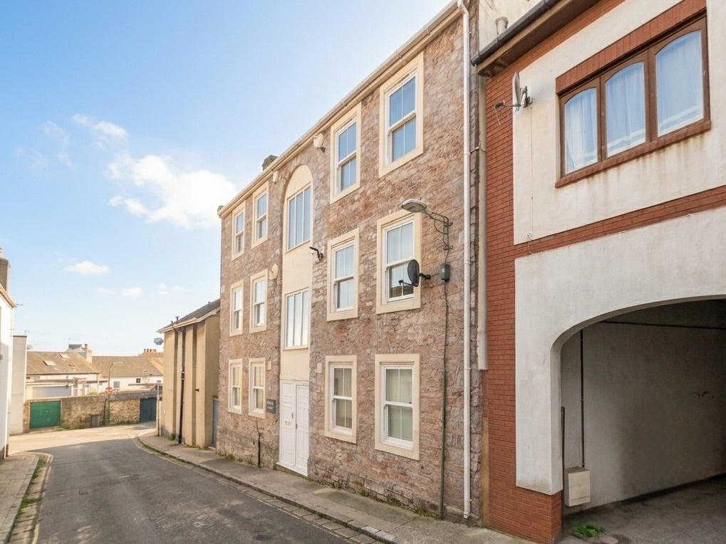 Flat Church Lane in Torquay
