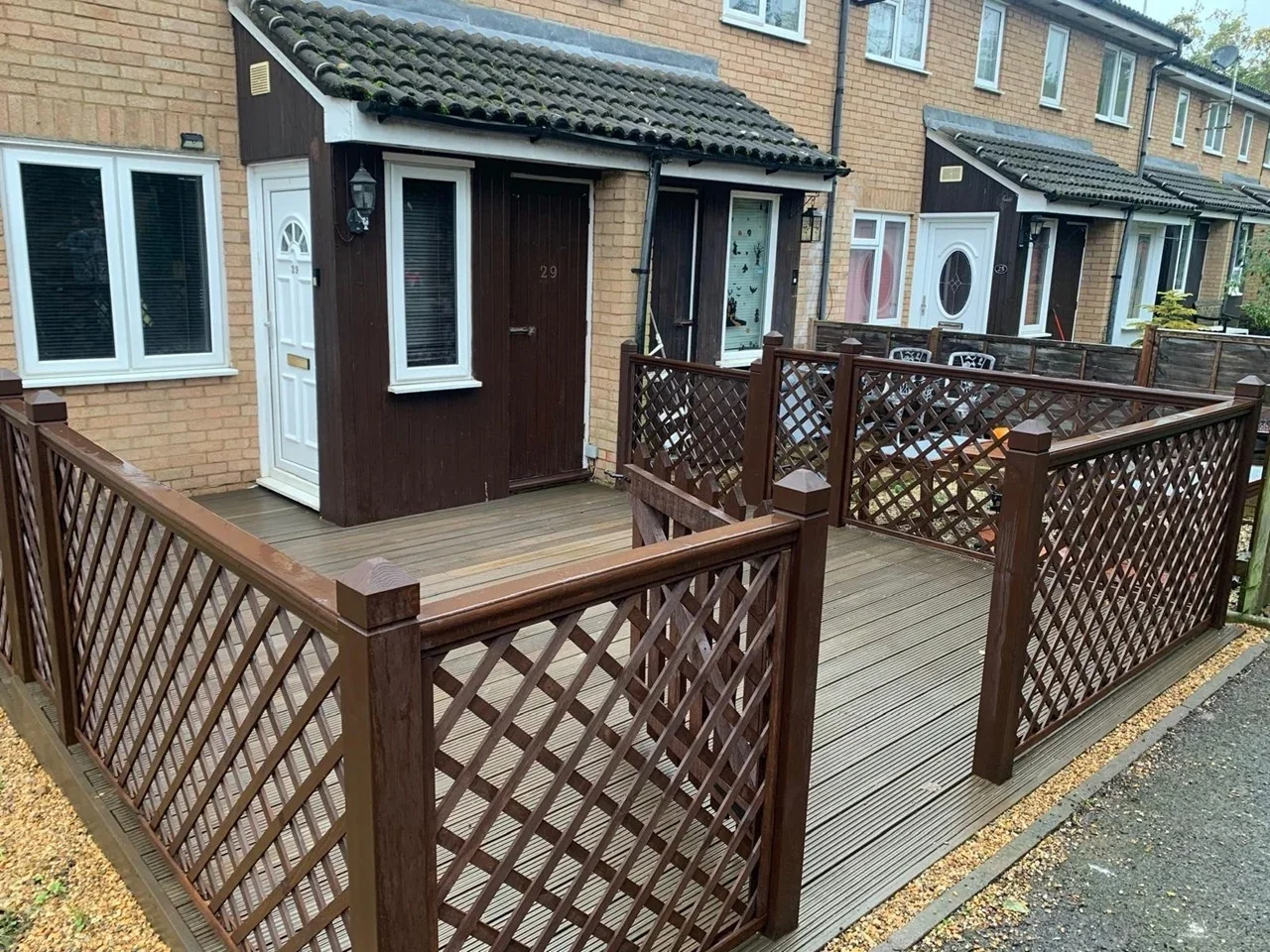 House Redwood Way in Greater London