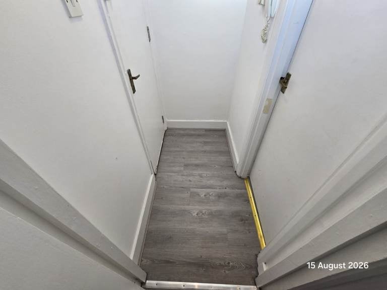 Flat Lorne Road in Greater London