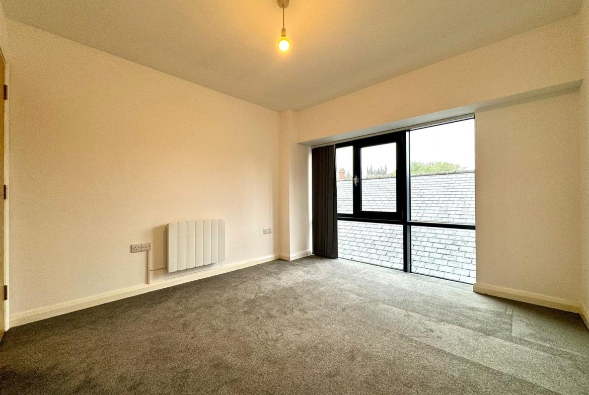 Flat Bramble Street in Derby