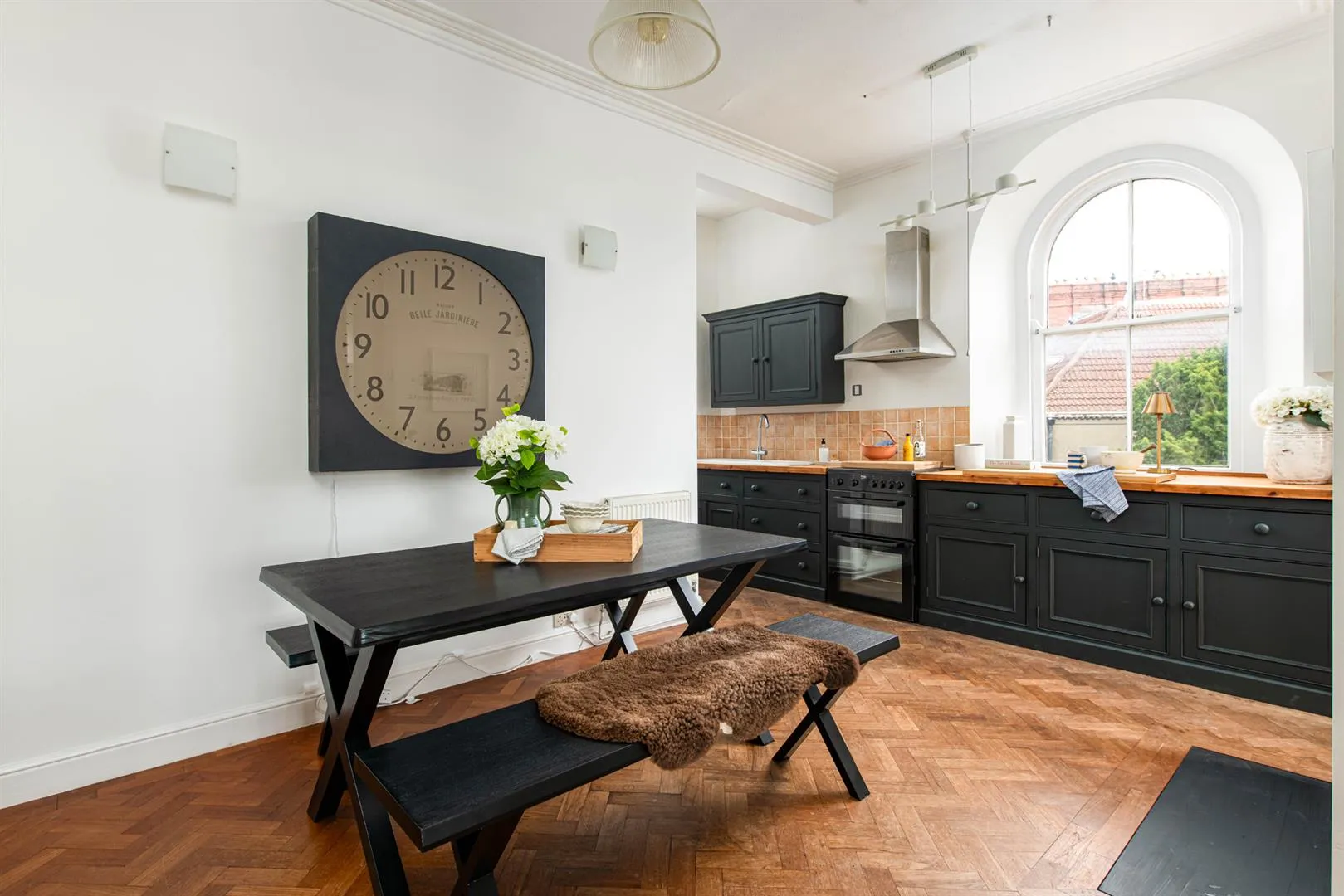 Flat Henleaze Road in Bristol