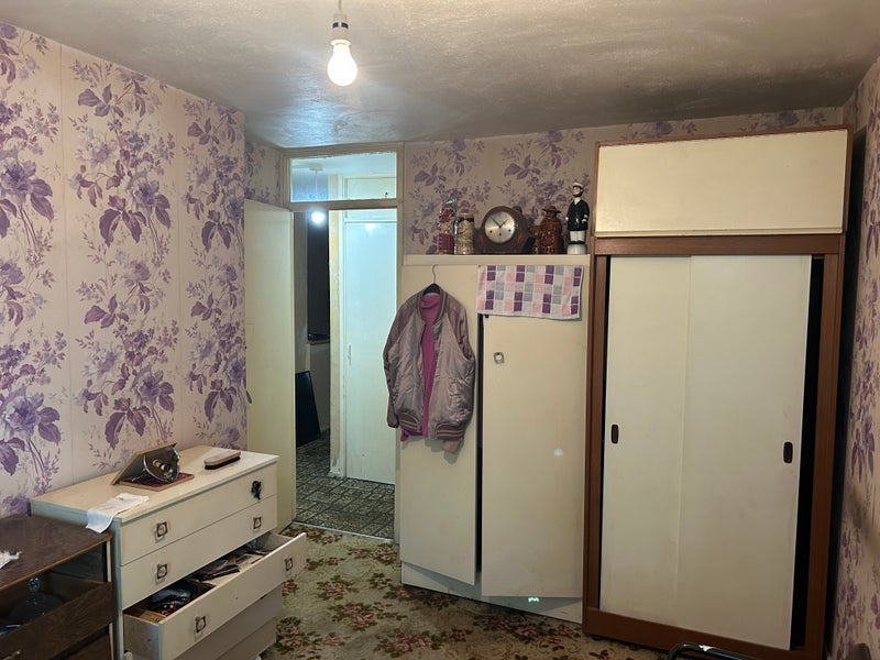 Room Upper Caldy Walk in Greater London
