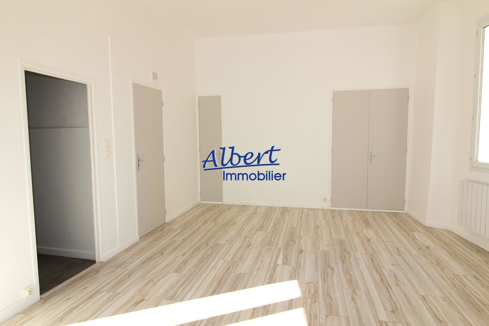 Appartement Rue Pierre et Marie Curie à Ollioules