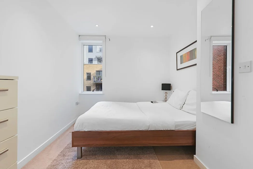 Flat North Woolwich Road in Greater London