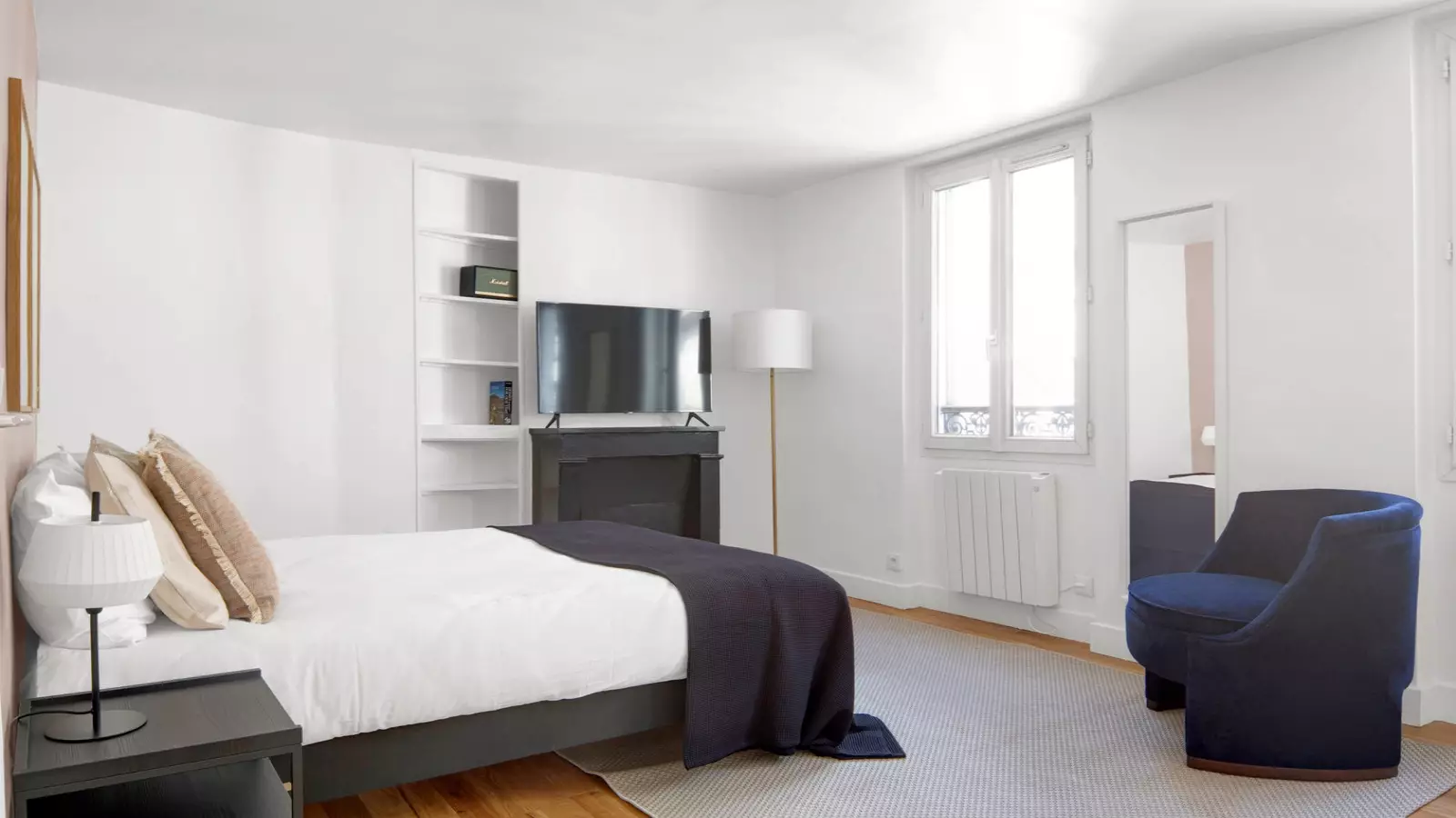 Flat Rue Victor Massé in Paris