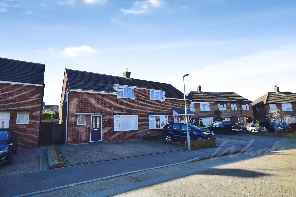 House Elmstone Road in Rainham