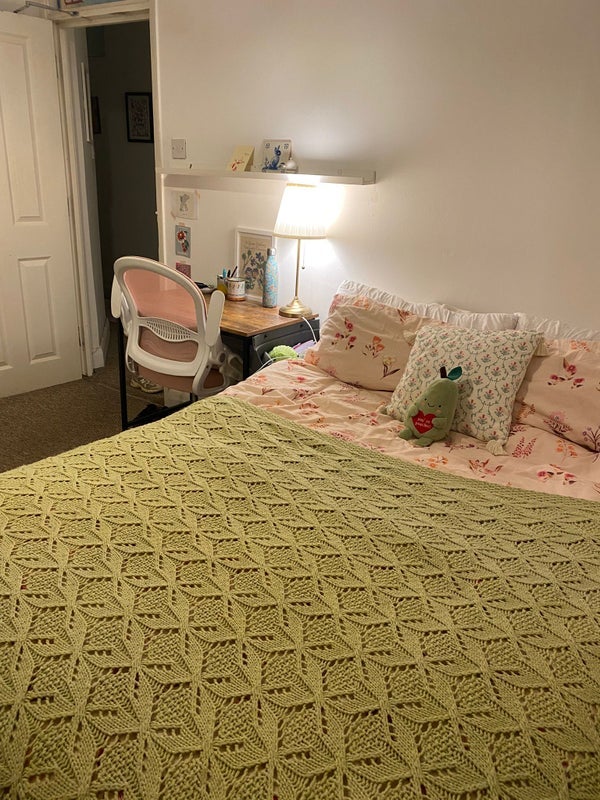 Room Pembroke Road in Greater London