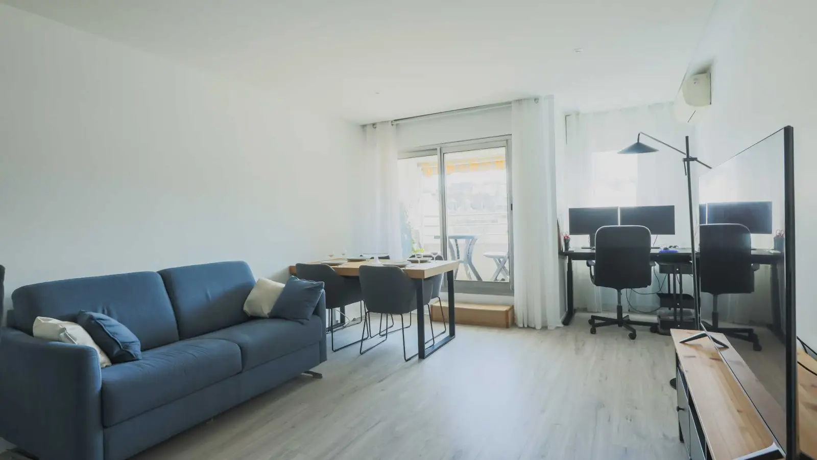 Flat Rue Ribera in Paris