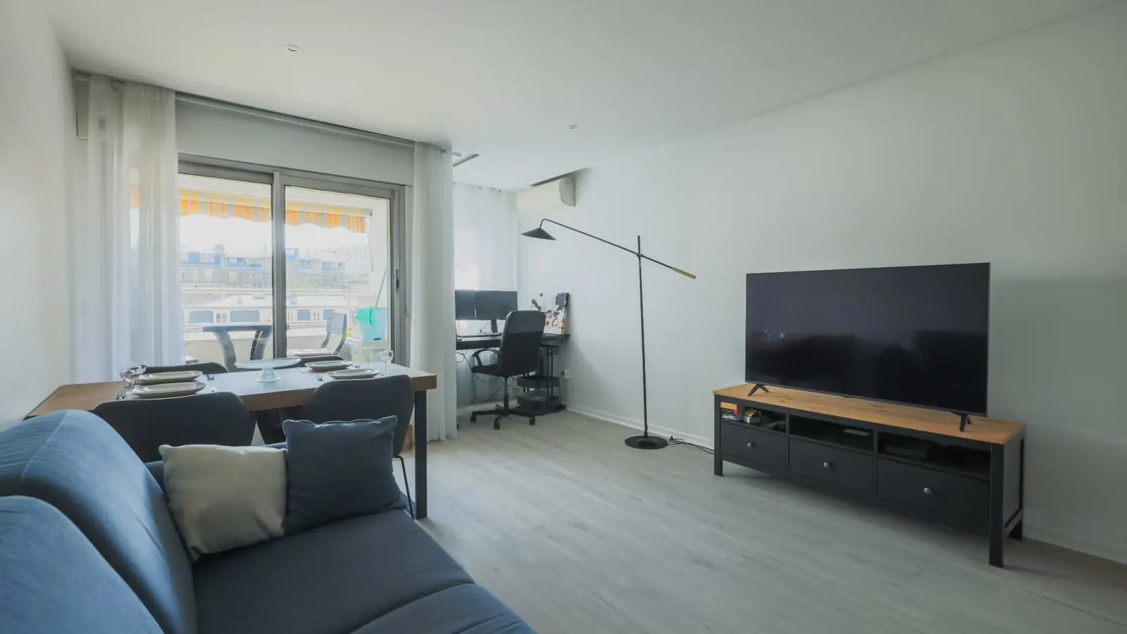 Flat Rue Ribera in Paris