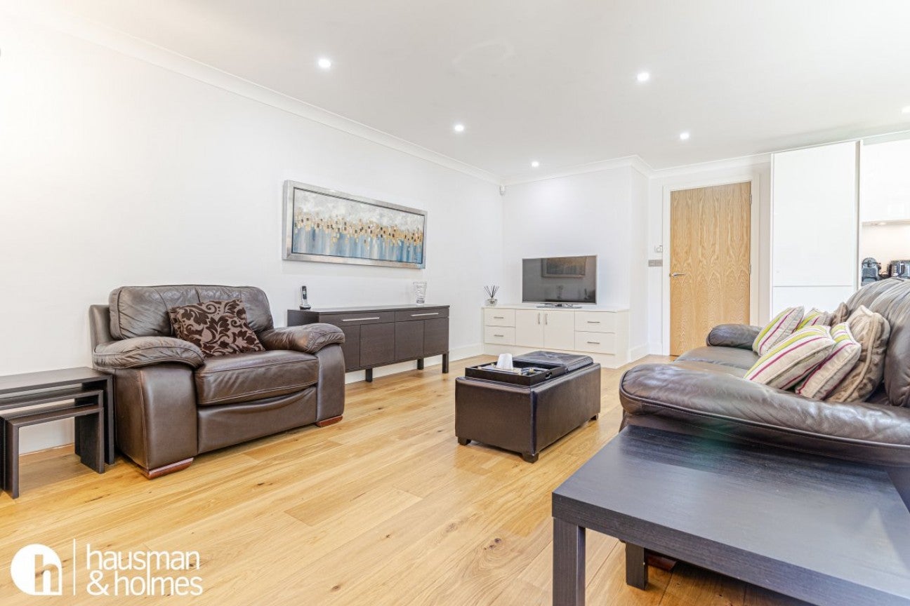 Flat Stratford Road in Greater London