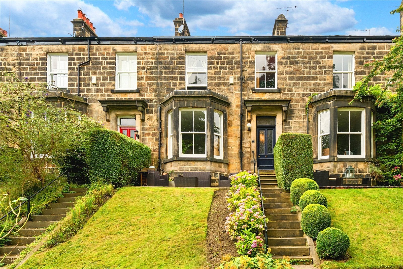 House Woodbine Terrace in Leeds