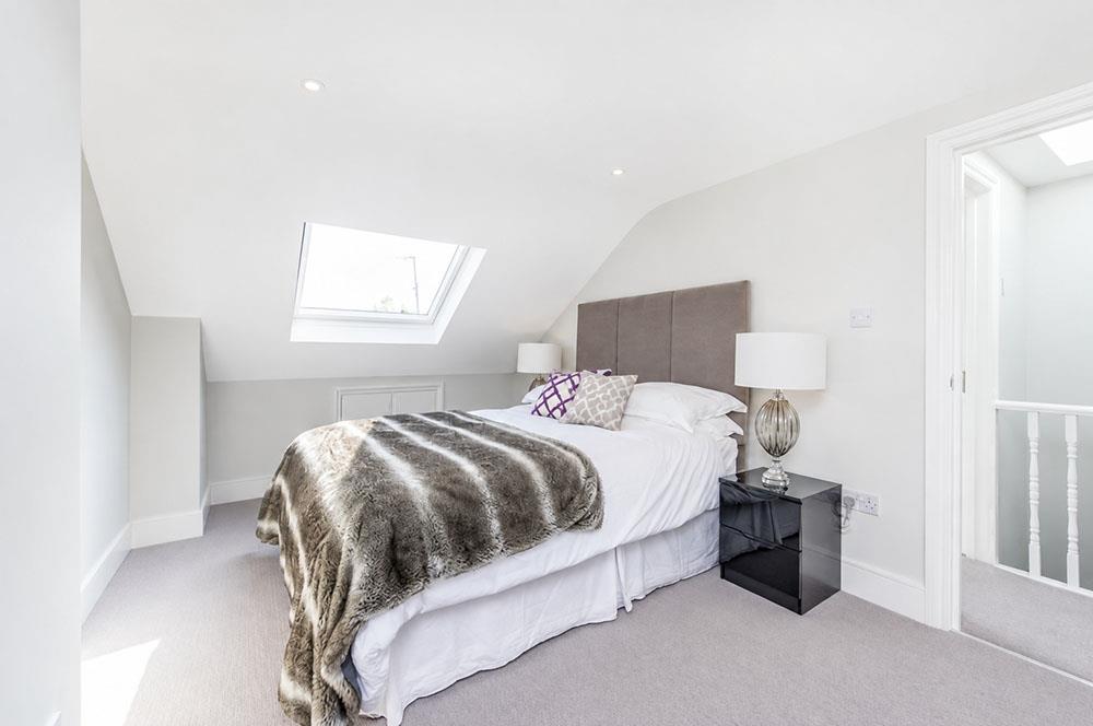 Flat Mount Row in City of Westminster