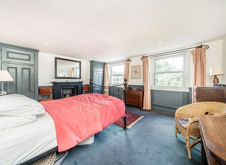 Flat Wilmington Square in Greater London