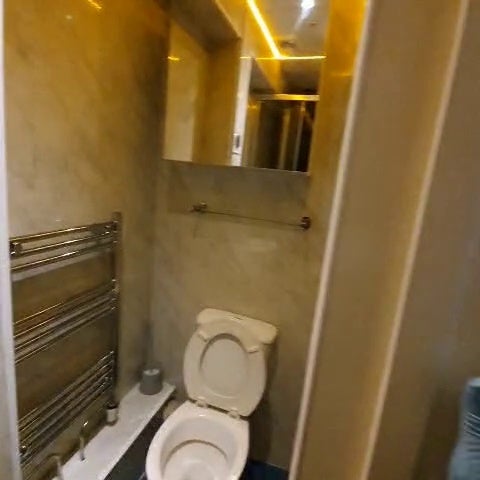 Room Cranbrook Road in Greater London