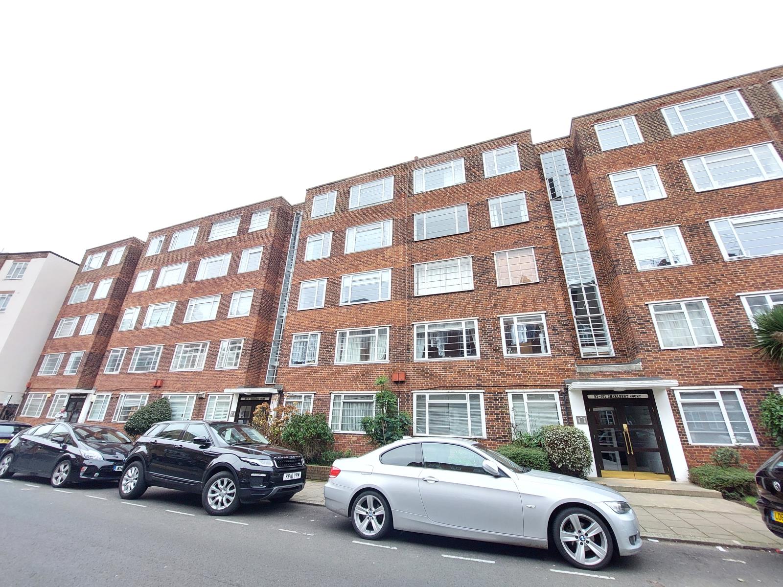 Flat Eamont Street in City of Westminster