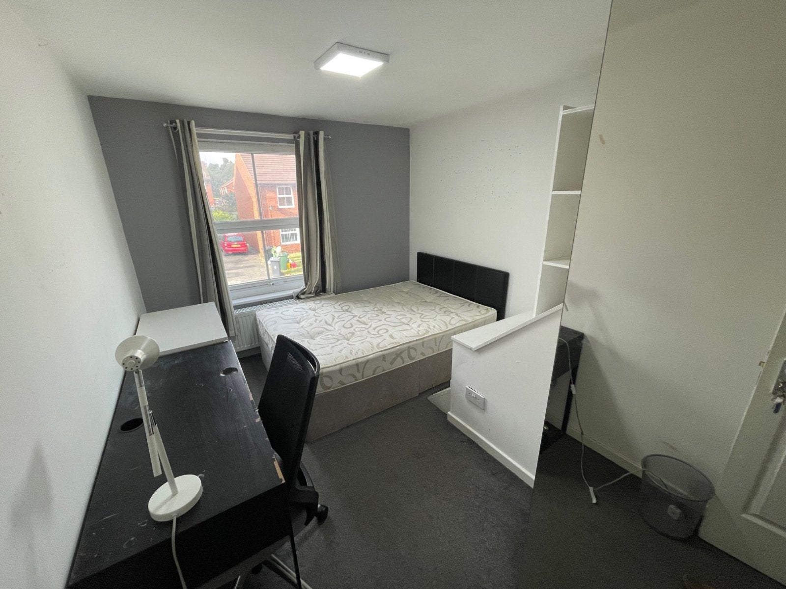 House Eltham Rise in Leeds