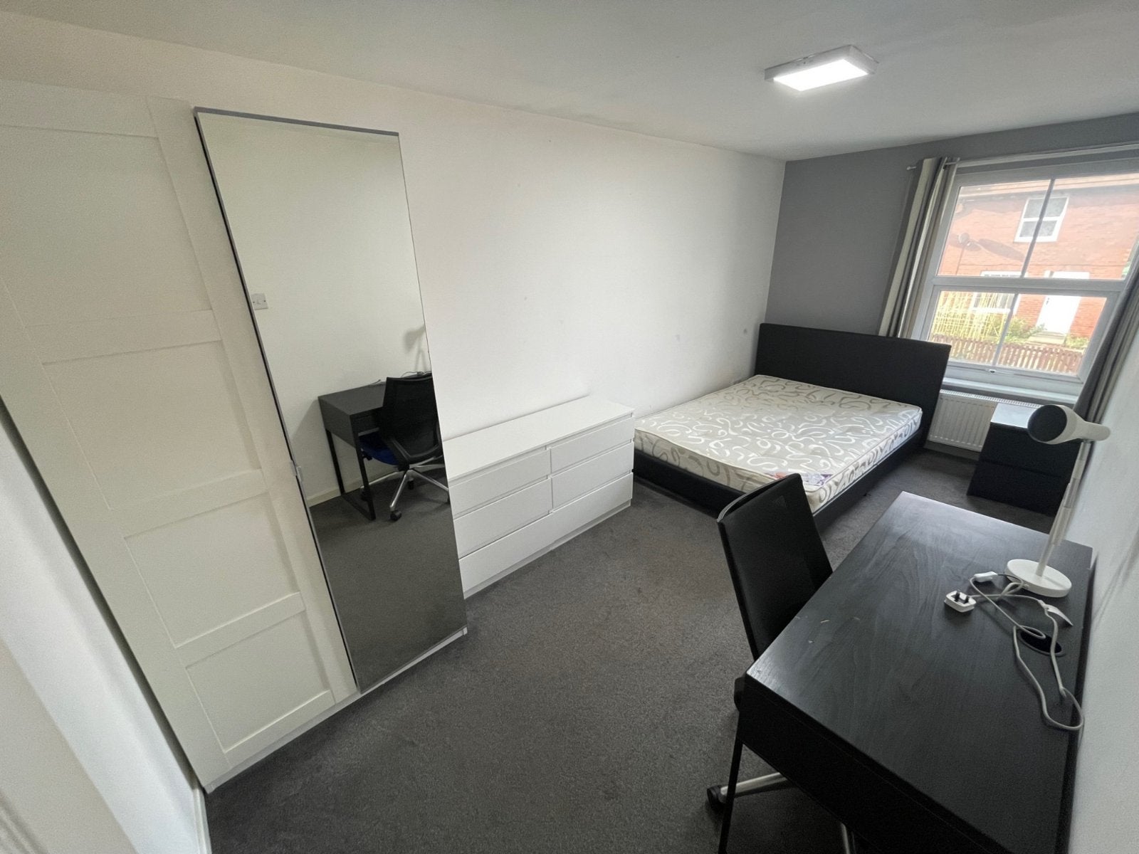 House Eltham Rise in Leeds