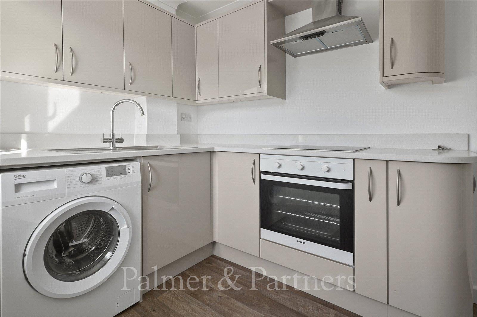 Flat Wolseley Road in Chelmsford