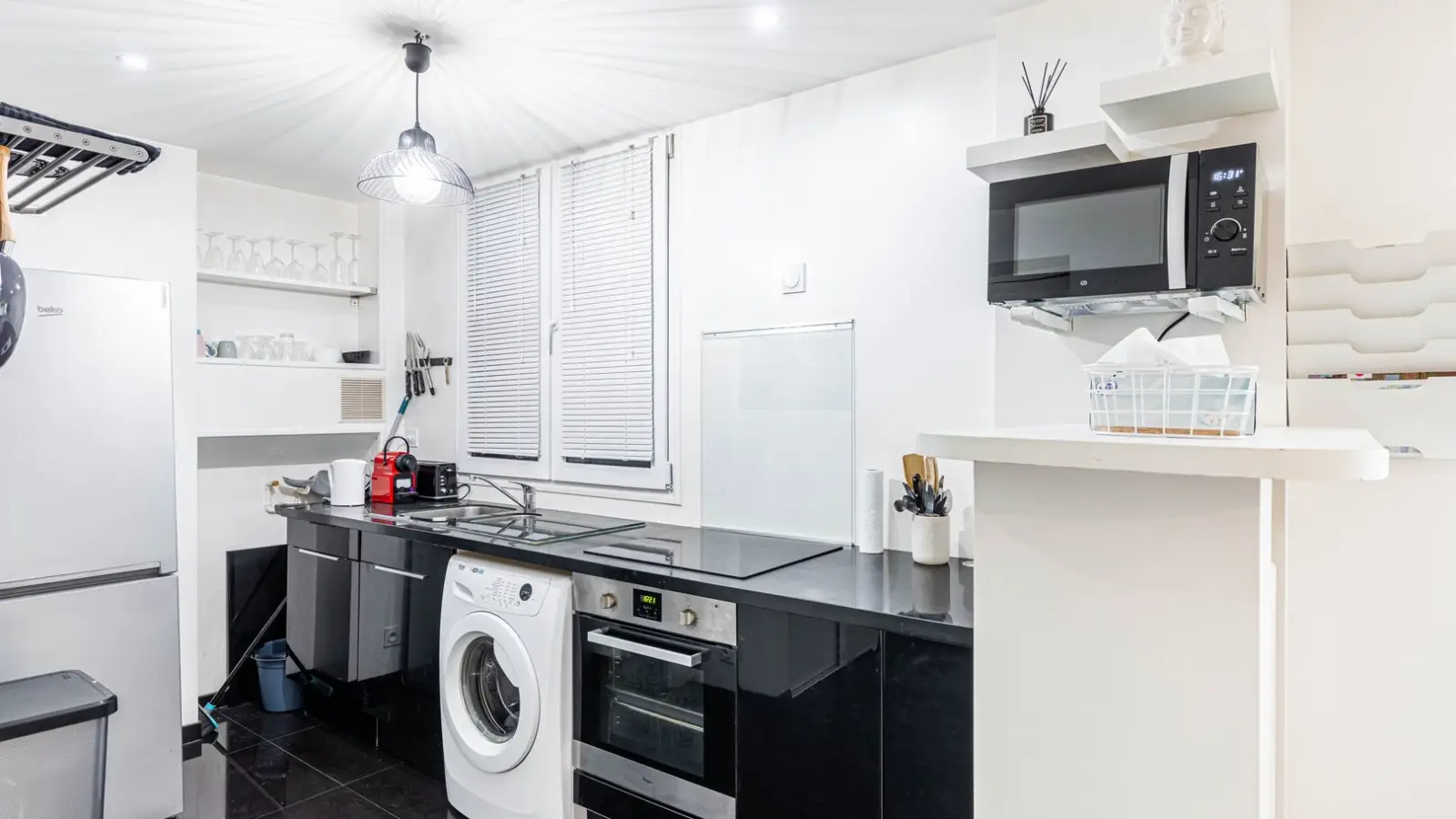 Appartement Place Ganda Fadiga à Paris