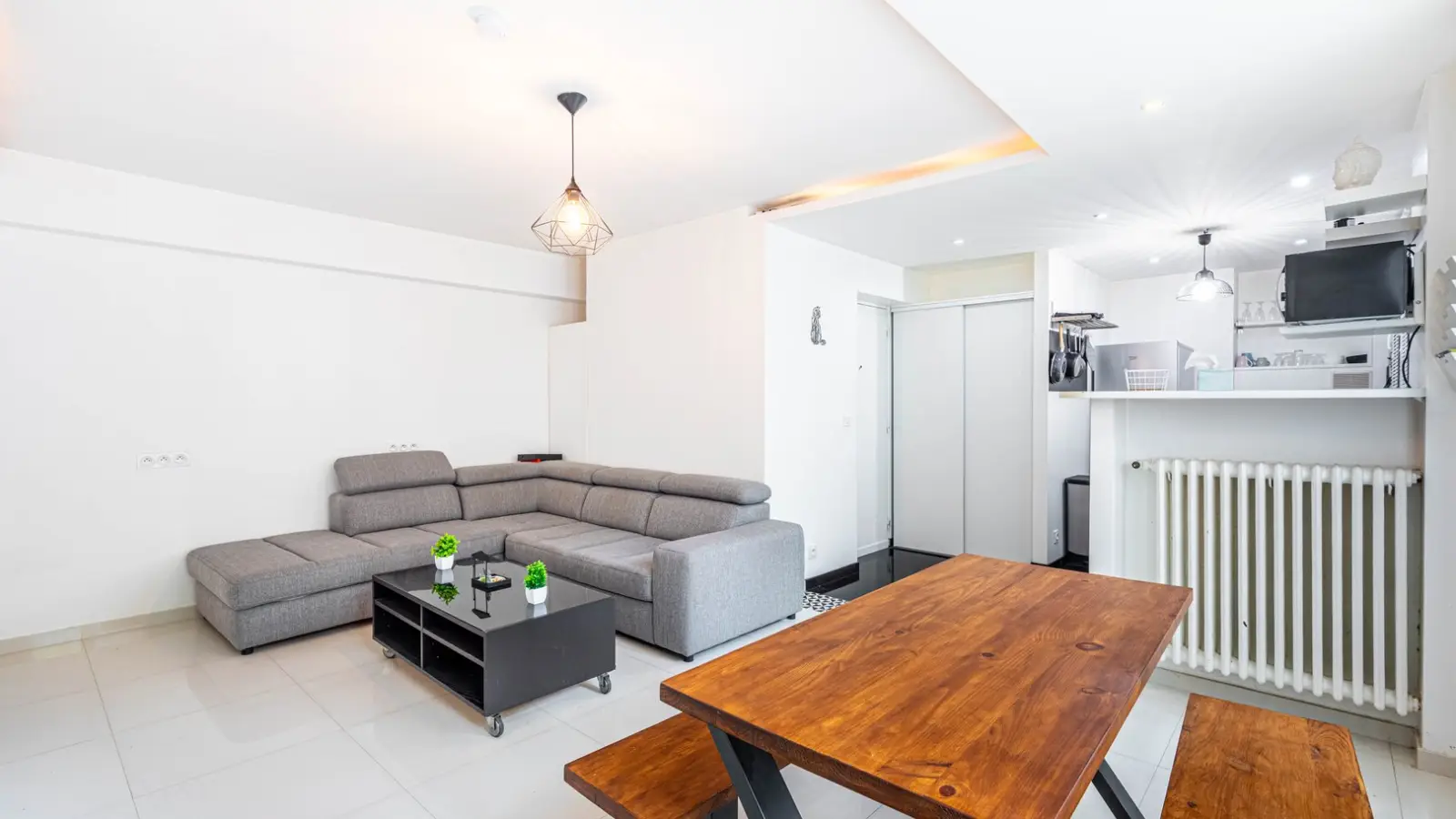 Appartement Place Ganda Fadiga à Paris