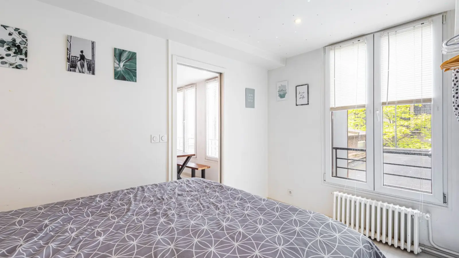 Appartement Place Ganda Fadiga à Paris