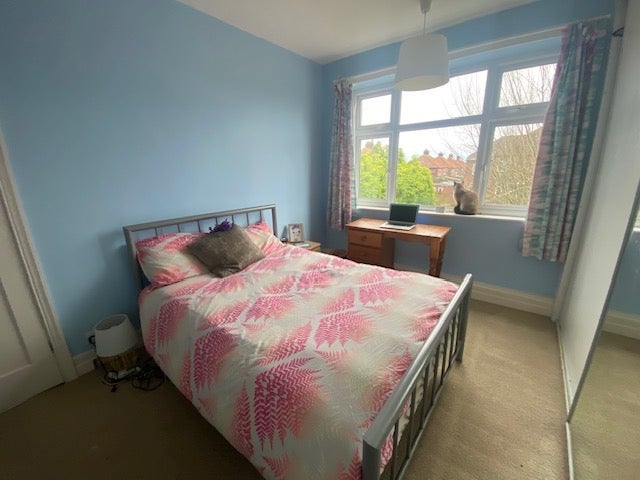 Room Shipley Avenue in Newcastle upon Tyne
